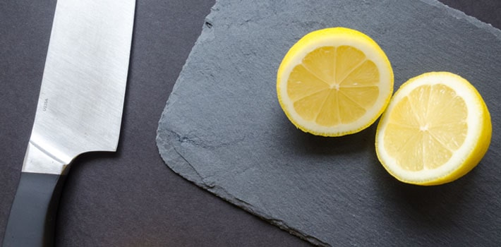 knife-with-cut-lemon